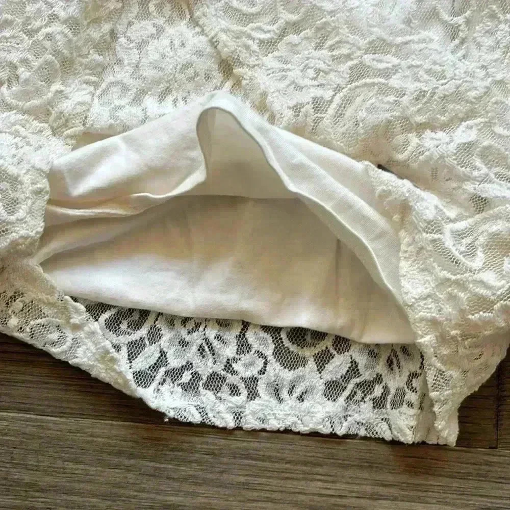 🔥Abercrombie & Fitch🔥 |  Off white lace floral crochet mini dress - Picture 6 of 12